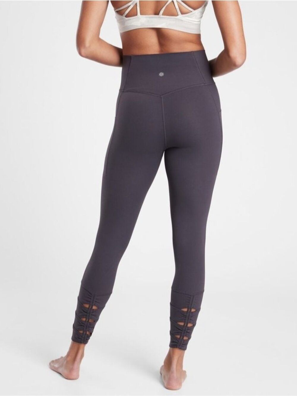 EUC Athleta Salutation Stash Pocket II CINCH 7/8 tights, sz Small Petite
